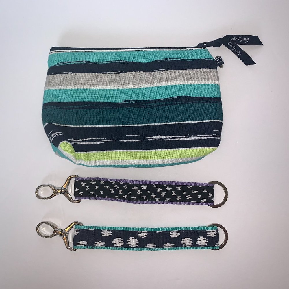 NWOT Thirty One Mini Zipper Pouch with 2 Key Fobs